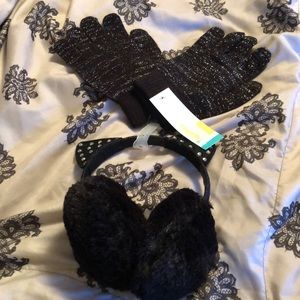 Gloves & earmuffs